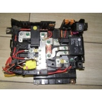 Skrzynka предохранителей volkswagen touareg 3.2 b 7l0937548b