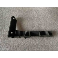 кронштейн крепления бампера Audi A8 D3/4E 2009 4E0807283B