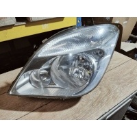 Фара Mercedes-Benz Sprinter W906 A9068200361