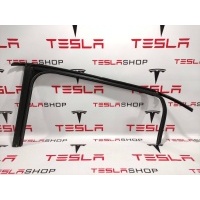уплотнитель задний правый Tesla Model X 2017 1032278-00-E,1032278-00-D