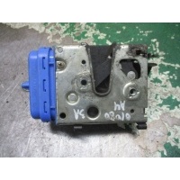 Замок двери задней левой Audi A4 1997 4a0839015h