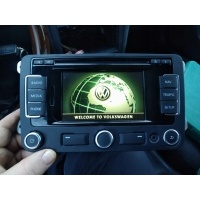 Радио навигация rns 310 оригинальный . volkswagen touran оч. . kod.
