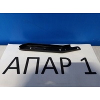 Направляющая бампера переднего правая Skoda Octavia 3 A7 2013-2020 5E0807184A