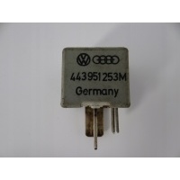 реле volkswagen 443951253m