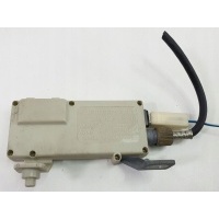 Усилитель антенный мерседес w210 a2108203989