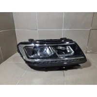 Фара правая Volkswagen Tiguan 2 5NB941774B
