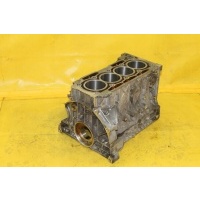 Blok двигателя citroen пикассо 2.0 b собаки фрг 10lh1z