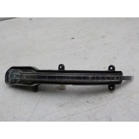 Повтороитель поворота на зеркале Audi Q7 2007- 4L0949101C