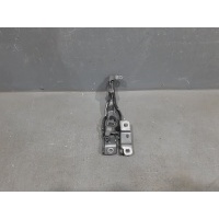Петля капота правая Mercedes-Benz GLA-Class X156 1768800428