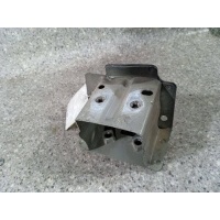 Кронштейн крепления бампера переднего L ПЕРЕДНИЙ. Nissan Primera P12 2005 62211AU300