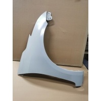 Крыло правая suzuki oe 5761161p10