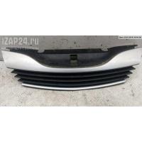 Решетка радиатора Renault Laguna II (2000-2007) 2002 8200012581