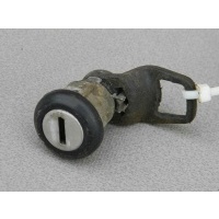 Личинка двери передней правой daewoo nexia S6460003