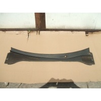 Renault clio iii жабо пластиковые 8200290131