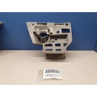 Кронштейн форсунки омывателя фары правый Skoda Octavia A7 2013-2020 5E0807056