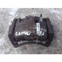 скоба суппорта переднего левого Toyota Camry V40 1995