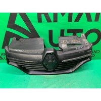 решетка радиатора RENAULT LOGAN 2 2014 623105727R, 623107605R, 1