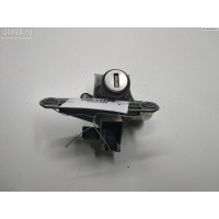 Личинка замка Audi A4 B5 (1994-2001) 1999 8D9827573A