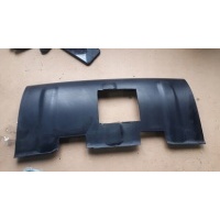 Q7 4l заглушка бампера крюка задняя sline 4l0807819e