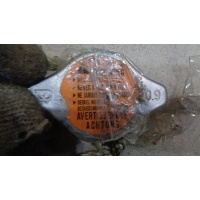 Крышка радиатора Mitsubishi Diamante 1995-2005 1995 MB660667