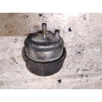 Подушка крепления двигателя Volvo XC90 2004 30680751