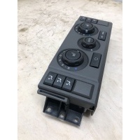Блок управления климат контролем Land Rover Discovery 3 2004-2009 JFC000658WUX