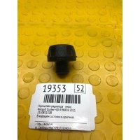 Кронштейн радиатора Нижн. Renault Duster HJD 2021 215081131R