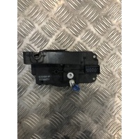 Замок дверь задняя renault trafic 8200020187