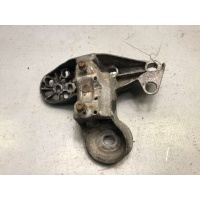 Кронштейн двигателя Audi A6 C5 (S6,RS6) 1998 4B0199351A