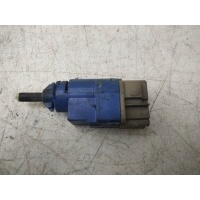 Датчик педали сцепления renault Duster 2012> 8200276359