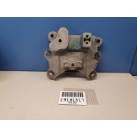 Кронштейн опоры КПП Audi A6 S6 C7 2011-2018 4G0399115P