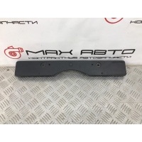 площадка номера (накладка ) Toyota Camry ACV51, ASV50, ASV51, AVV50, GSV50 2011-2018 5211433370, <strong>-Б/У Детали сняты с АВТОМОБИЛЯ</strong>