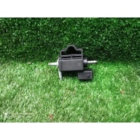 клапан электромагнитный Opel Astra J (2010-2016) 55574902