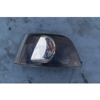 поворотник левый Volvo V40 2003 30621831