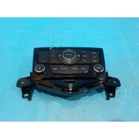 Панель управления магнитолой Chevrolet Cruze 2009-2016 95485438