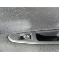 Кнопка стеклоподъемника задней правой хетчбэк 5 дв. Peugeot 308 T7 2009