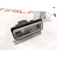 Подсветка номера Tesla Model S 2015 1034341-00-B,A2038200256
