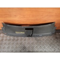 Audi oe 8u0807081b передняя обшивка