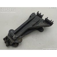 Кронштейн бампера переднего R Audi A6 C4 (1994-1997) 1995 4A0807284A