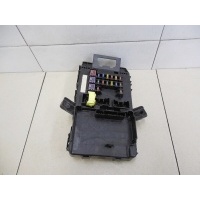Блок предохранителей TOYOTA Avensis I 1997-2003 8273005010