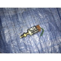 концевик под педаль тормоза TOYOTA HARRIER MCU15 84340-32050