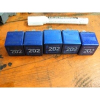 Реле свечи накаливания 202 8a0951253 audi volkswagen