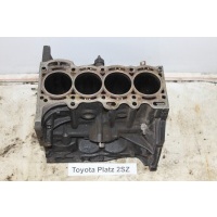 Блок цилиндров Toyota Vitz SCP13 2005 11401-23040