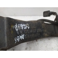 Ступица передняя правая Audi A4(B5) 1999 8D0407258