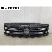 Решетка радиатора Volkswagen Tiguan I Рест. (2011-2016) 5N0853651J 9B9