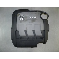 Volkswagen поло 6r крышка на двигатель 03p103925