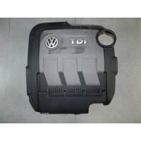 volkswagen поло 6r крышка на двигатель 03p103925