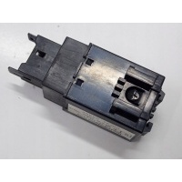 Блок реле 38650 - 76j00 suzuki jimny iii 2005 год