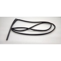 Уплотнитель двери Hyundai Santa Fe CM 2006 831402B000