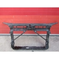 Skoda oe 5e0805588d передняя обшивка
